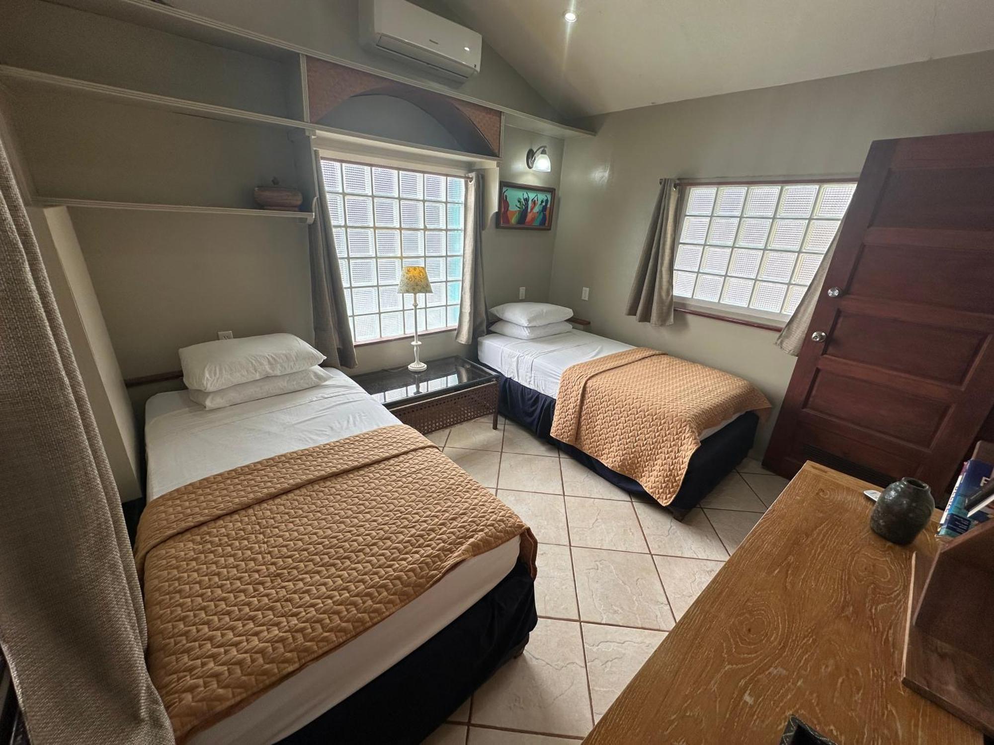 All Seasons Belize Hopkins Room photo